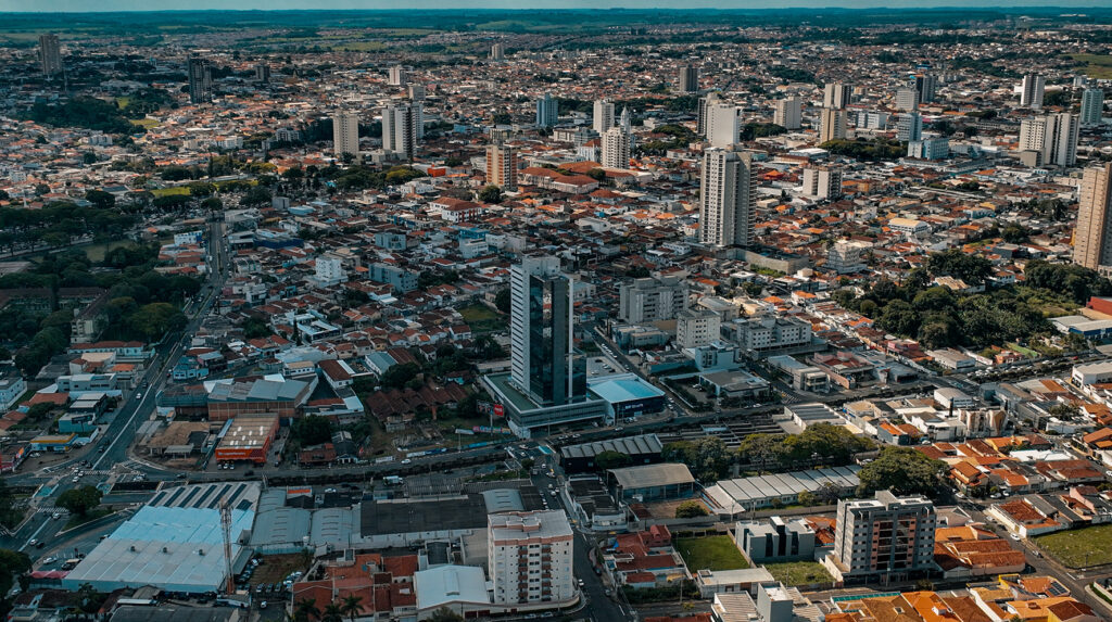 Foto Aluguéis Comerciais em Alta: O Que o Movimento do Mercado Revela Sobre os Espaços Corporativos